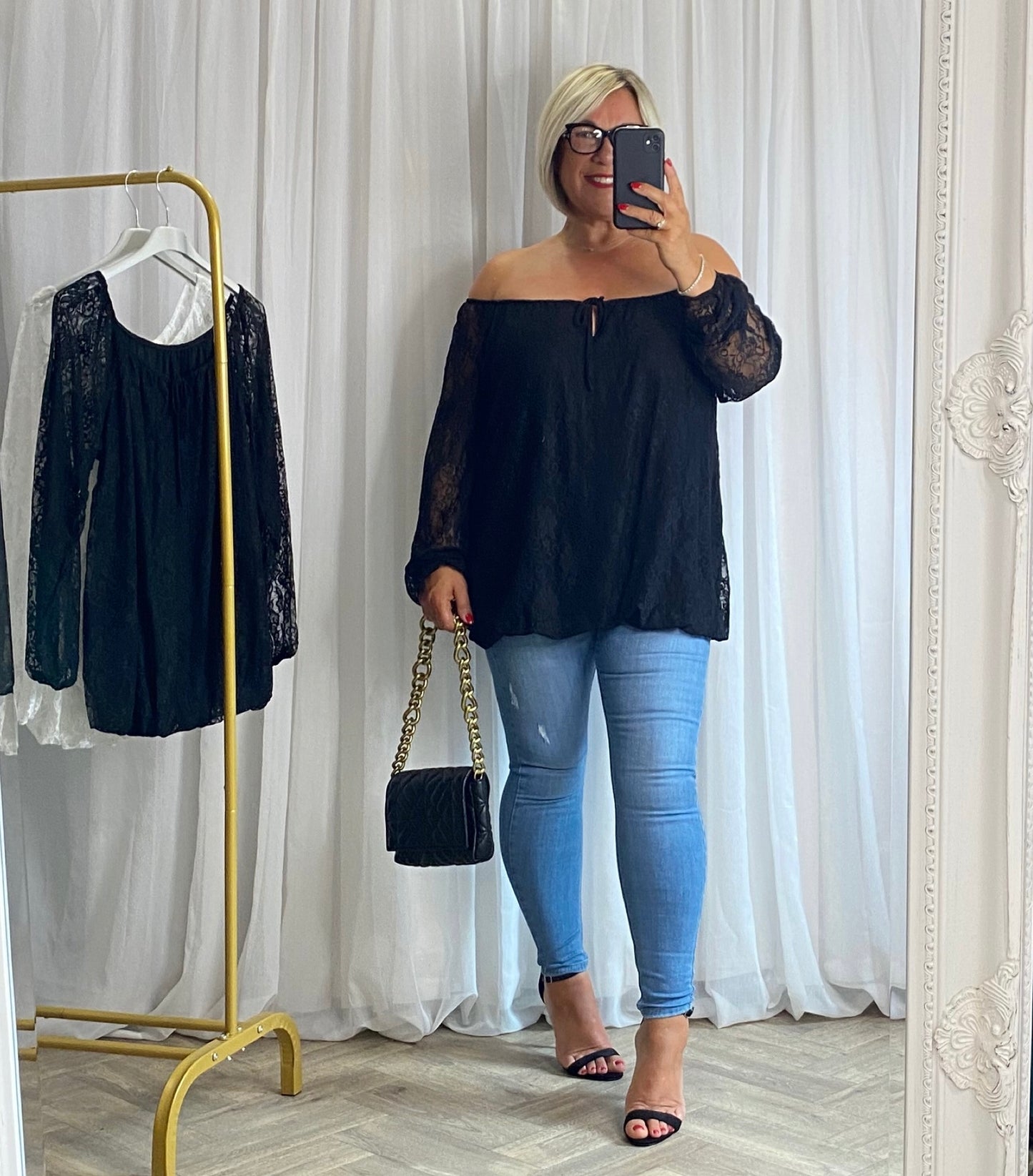 Black Balloon Hem Top